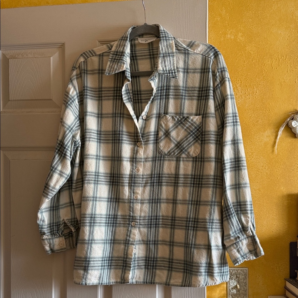 Carly Jean Los Angeles Green and Cream Checkered Top
